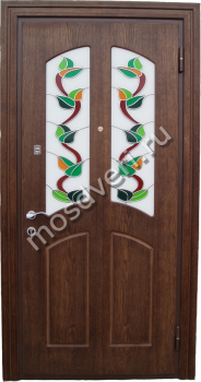 Входная дверь с отделкой массивом с симметричными витражами - купить от производителя Мосдвери Входная дверь с отделкой массивом с симметричными витражами